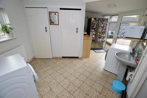 13 Babingley Drive, Leicester, LE4 0HH
