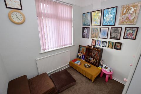 13 Babingley Drive, Leicester, LE4 0HH