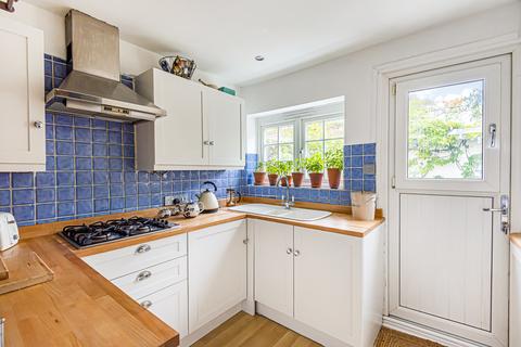 12 Beech Road, Weybridge, KT13 9QF