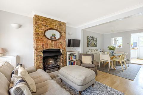 12 Beech Road, Weybridge, KT13 9QF