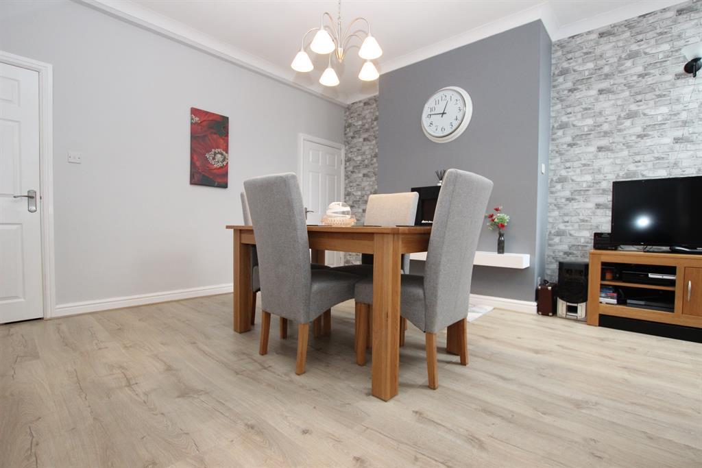 Brighton Terrace, Darwen, BB3 1NY 2 bed terraced house £90,000