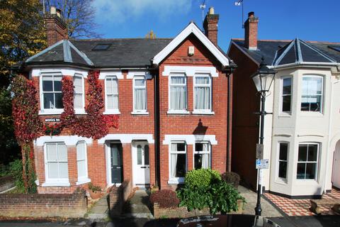 3 Monks Road, Hyde, Winchester, SO23 7EQ
