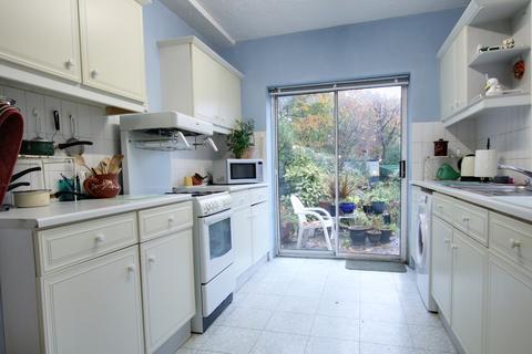 3 Monks Road, Hyde, Winchester, SO23 7EQ