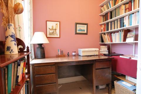 3 Monks Road, Hyde, Winchester, SO23 7EQ