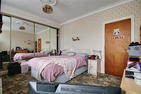25 Allens Road, Enfield, EN3 4PN