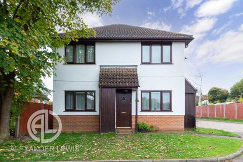 1 Hampden Close, Letchworth Garden City, SG6 1DN