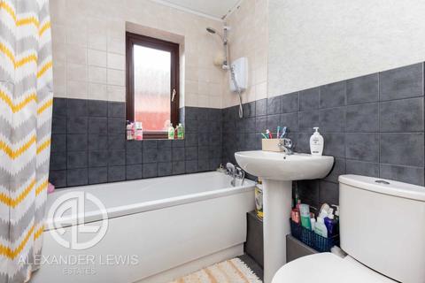 1 Hampden Close, Letchworth Garden City, SG6 1DN