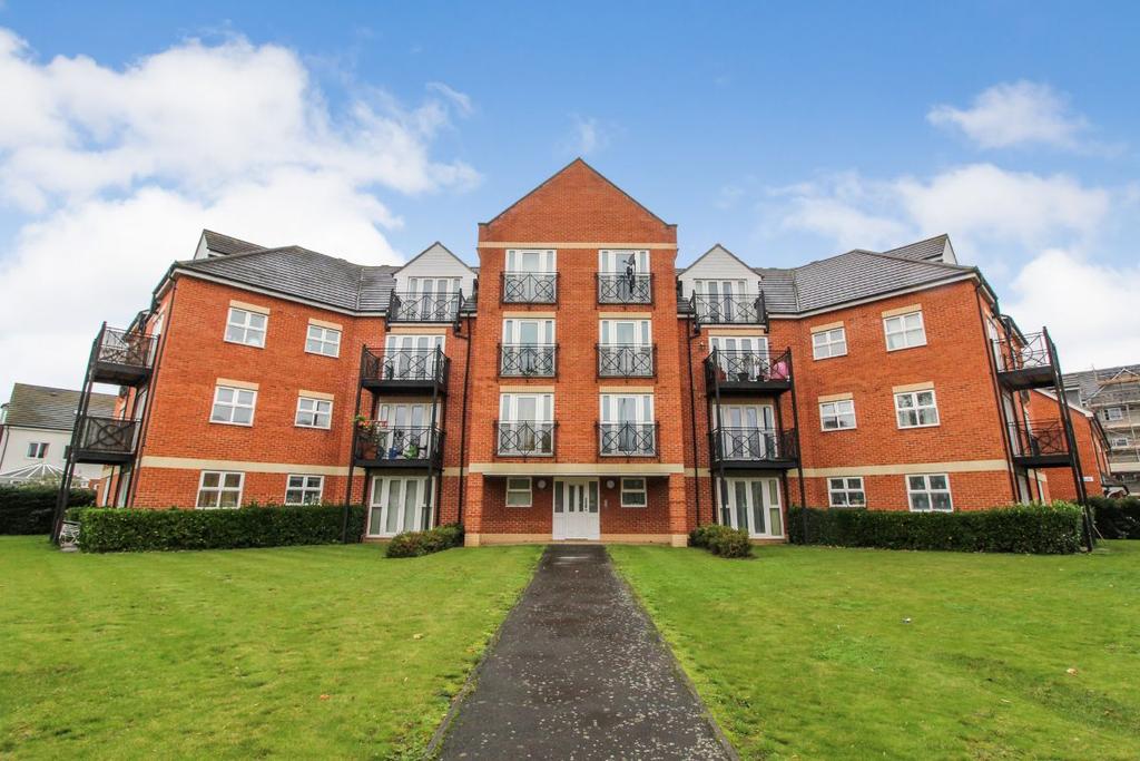 Palgrave Road, Bedford 2 bed apartment £165,000