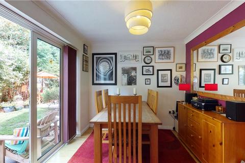 13 Beaumont Place, Isleworth, TW7 7LB