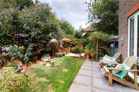 13 Beaumont Place, Isleworth, TW7 7LB