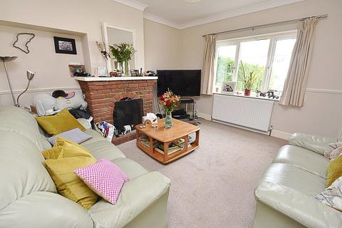 12 Beechen Lane, Lower Kingswood, Tadworth, KT20 6RY