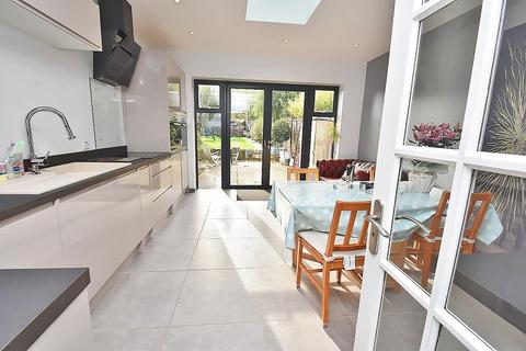 12 Beechen Lane, Lower Kingswood, Tadworth, KT20 6RY