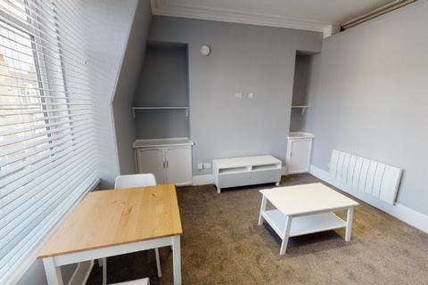 1 bedroom flat to rent, Elmbank Road, Old Aberdeen, Aberdeen, AB24