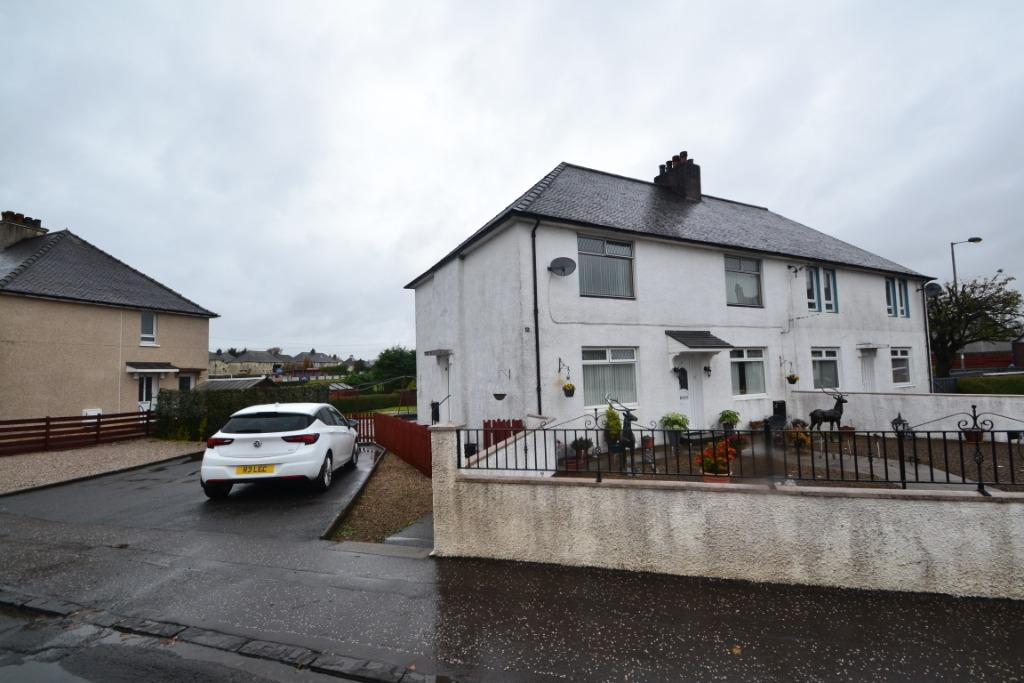 Blair Avenue, Hurlford, East Ayrshire, KA1 5BG 2 bed flat £450 pcm (£