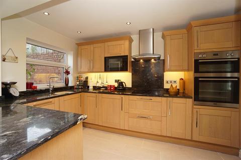 61 Abbey View Road, Sheffield, S8 8RE