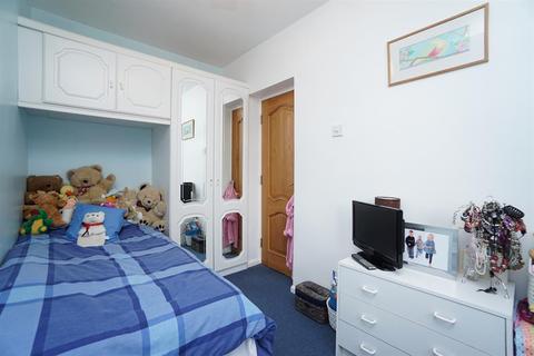 61 Abbey View Road, Sheffield, S8 8RE