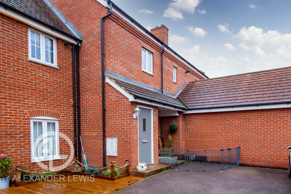 John Rix House, Arlesey, SG15 6PZ 2 bed apartment £195,000