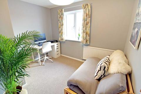 21 Caraway Road, Earley, Reading, RG6 5XR