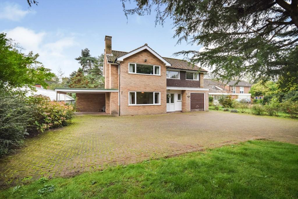off Lime Tree Road, Norwich, Norfolk 4 bed detached house