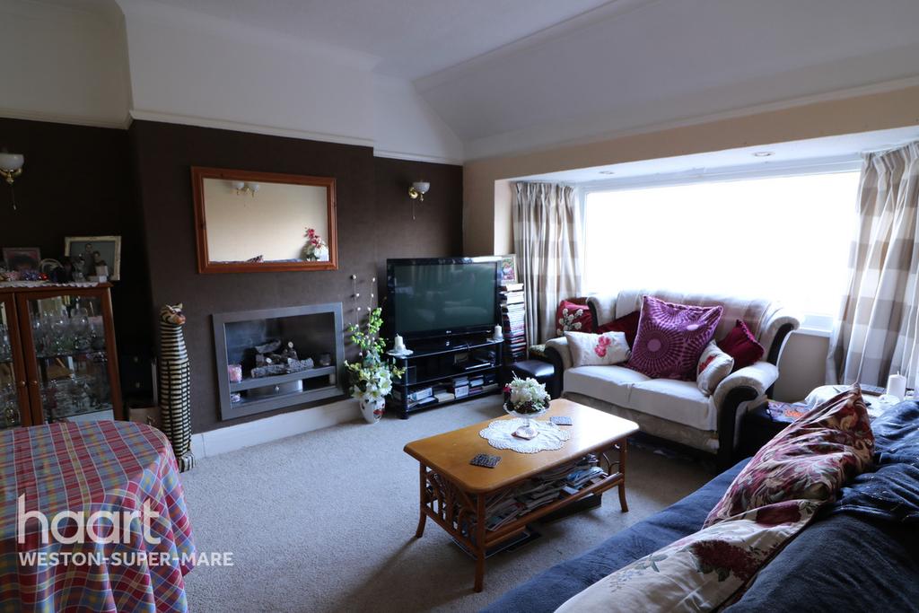 Ridgeway Avenue, WestonSuperMare 1 bed apartment £115,000