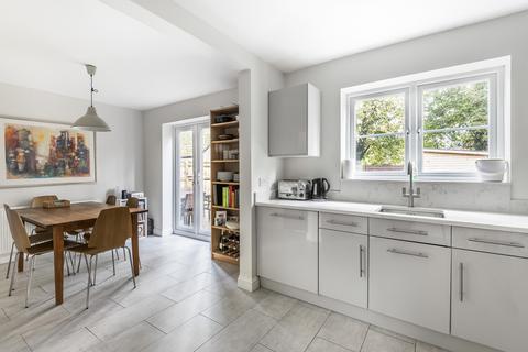 25 Lime Grove, Southmoor, Abingdon, OX13 5DN