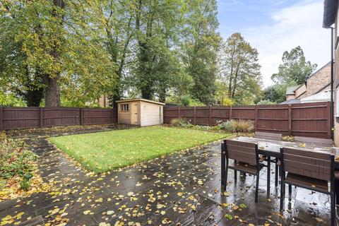 25 Lime Grove, Southmoor, Abingdon, OX13 5DN