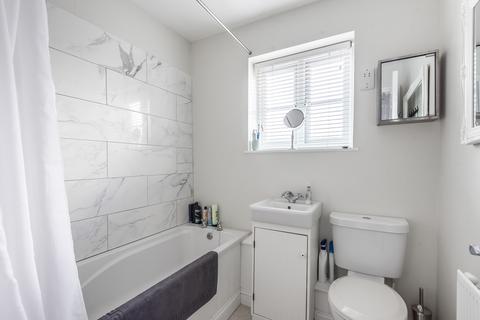 25 Lime Grove, Southmoor, Abingdon, OX13 5DN