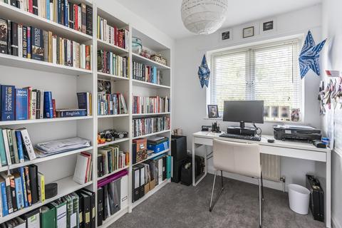 25 Lime Grove, Southmoor, Abingdon, OX13 5DN