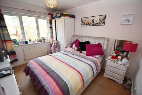 19 Brixfield Way, Shirley, Solihull, B90 1RQ