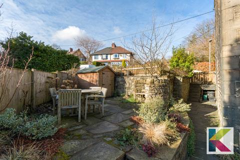 52 Clough Lane, Grasscroft, Oldham, OL4 4ER