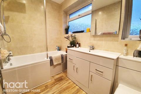 3 Littlefields Road, Banwell, BS29 6BH