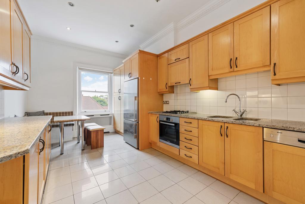 Fitted kitchen