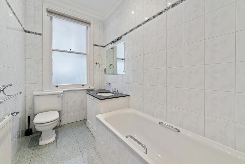 Family bathroom
