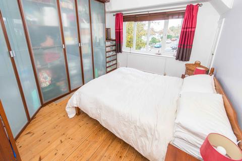 9 Famet Close, Purley, CR8 2DX