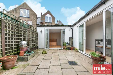 143a Herries Street, London, W10 4LE