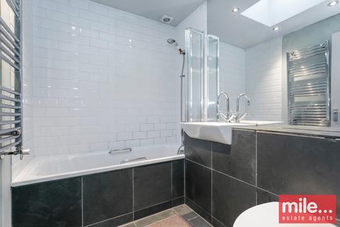 143a Herries Street, London, W10 4LE