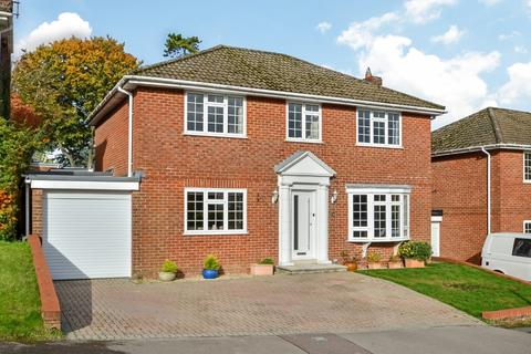 13 Harestock Close, Winchester, SO22 6NP