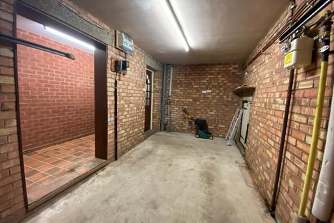 6 Cheviot Close, Stourport-on-severn, DY13 0NX