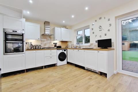 17 Newstead, Tamworth, B79 7UU
