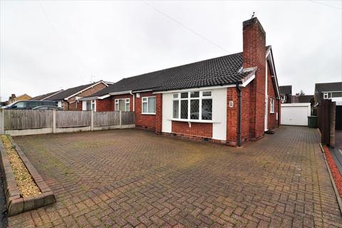 16 Davis Road, Amington, Tamworth, B77 3HP