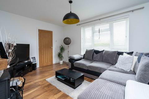 14 New Causeway, Reigate, RH2 7NX