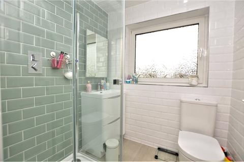 67 Acaster Drive, Garforth, Leeds, LS25 2BH
