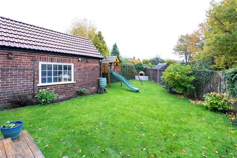 2a Bentcliffe Mount, Leeds, LS17 6QW