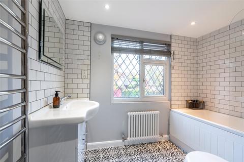 2a Bentcliffe Mount, Leeds, LS17 6QW