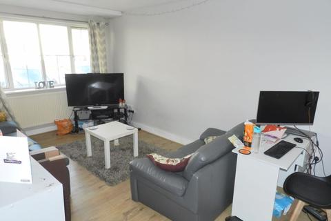 19c Newport View, Leeds, LS6 3BX