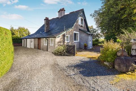 West Tower Cottage Feus, Auchterarder, PH3 1EP