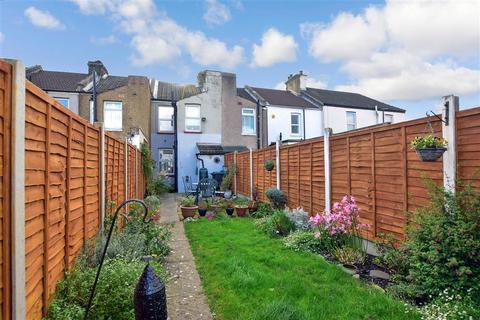 95 Nelson Road, Northfleet, Gravesend, DA11 7EF