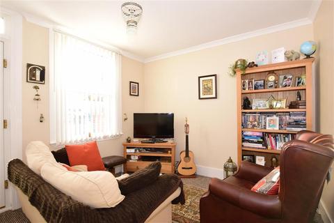 95 Nelson Road, Northfleet, Gravesend, DA11 7EF