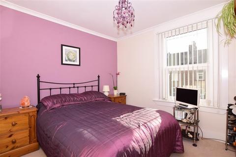 95 Nelson Road, Northfleet, Gravesend, DA11 7EF