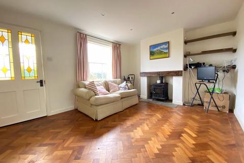 2 bedroom property to rent, The Common, Cranleigh